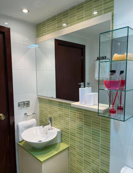 Apartamento Con Vistas Al Pilar Con Aparcamiento Privado Сарагоса Экстерьер фото