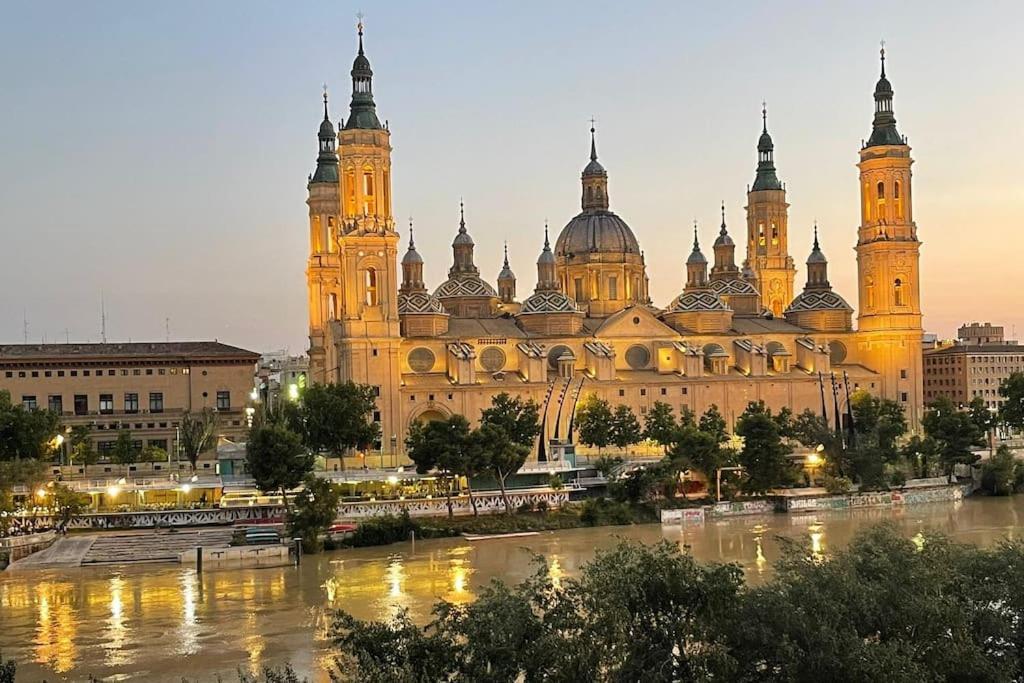 Apartamento Con Vistas Al Pilar Con Aparcamiento Privado Сарагоса Экстерьер фото